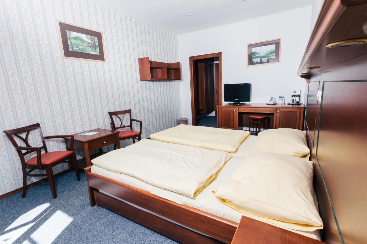 Resort Malevil Jablonné v Podještědí Exterior foto
